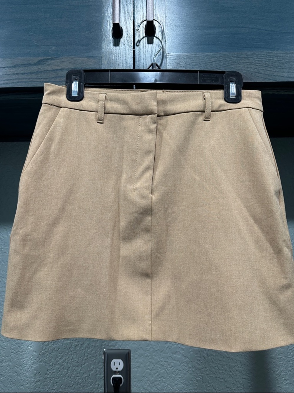 Studio By the Workshop Mini Skirt Sz M NWT